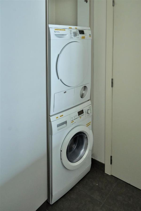 Apartamento Via Augusta 153 バルセロナ エクステリア 写真
