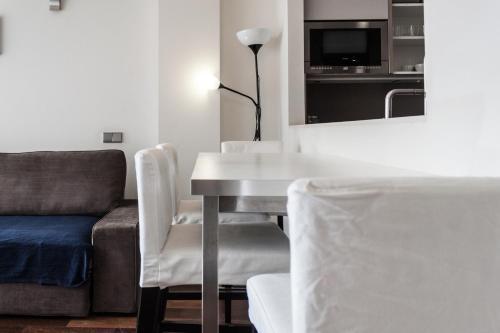 Apartamento Via Augusta 153 バルセロナ エクステリア 写真