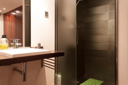 Apartamento Via Augusta 153 バルセロナ エクステリア 写真