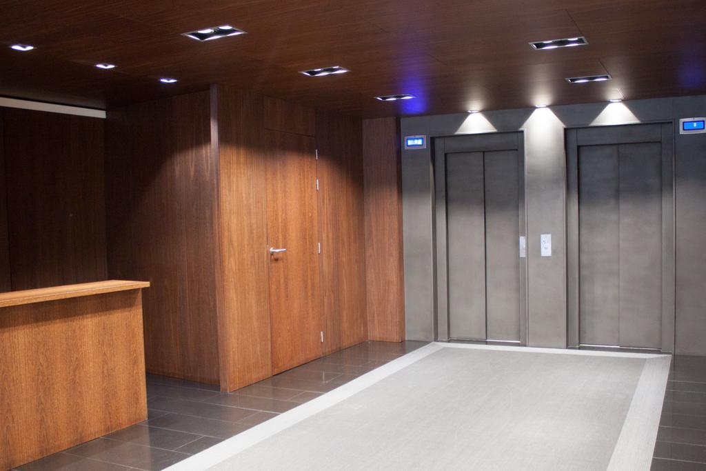 Apartamento Via Augusta 153 バルセロナ エクステリア 写真